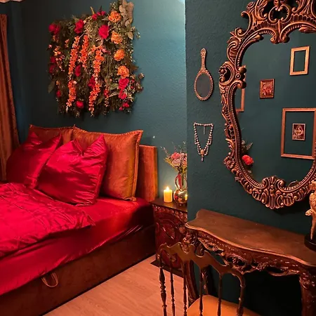 Historic Vintage With Jacuzzi & Sauna * Essen