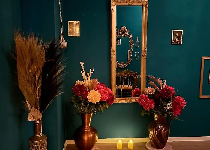 Historic Vintage With Jacuzzi & Sauna Essen