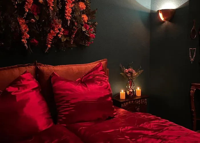 Apartment Historic Vintage With Jacuzzi & Sauna